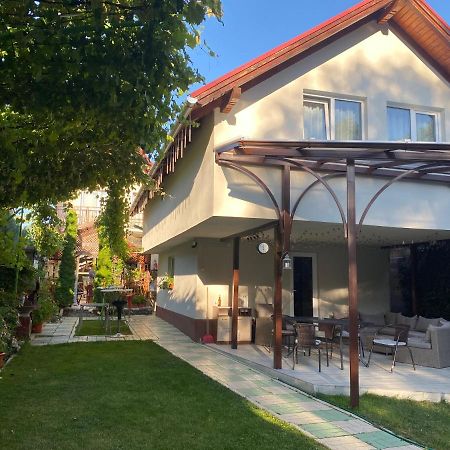 Casa Lucky Hotel Rîşnov Buitenkant foto
