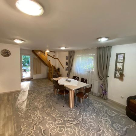 Casa Lucky Hotel Rîşnov Buitenkant foto