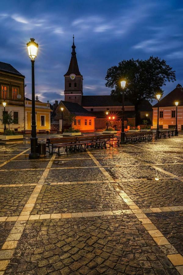 Casa Lucky Hotel Rîşnov Buitenkant foto
