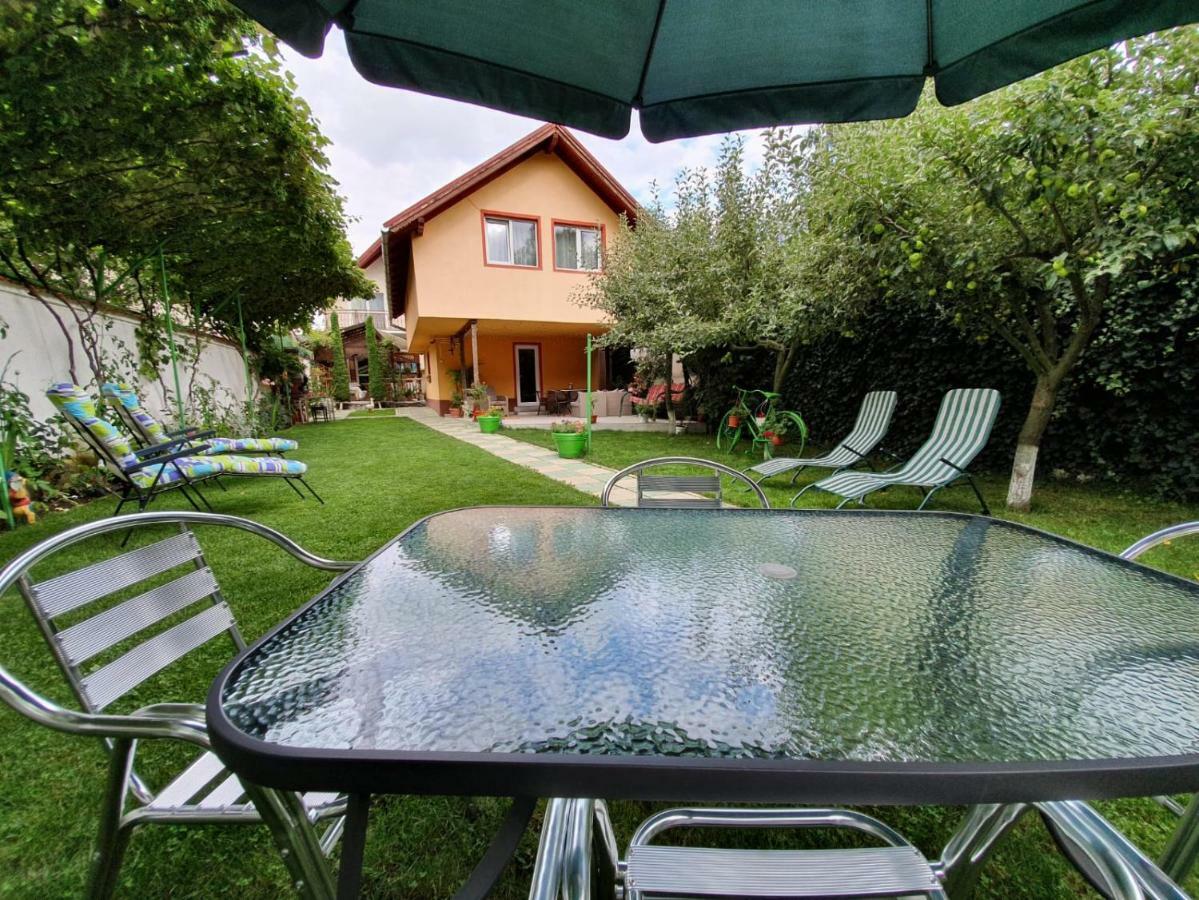Casa Lucky Hotel Rîşnov Buitenkant foto